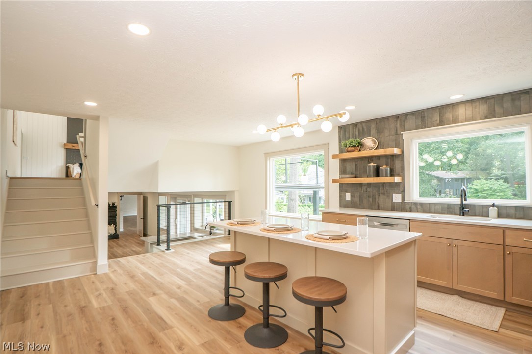 4567 Rex Lake Drive New Franklin OH 44319