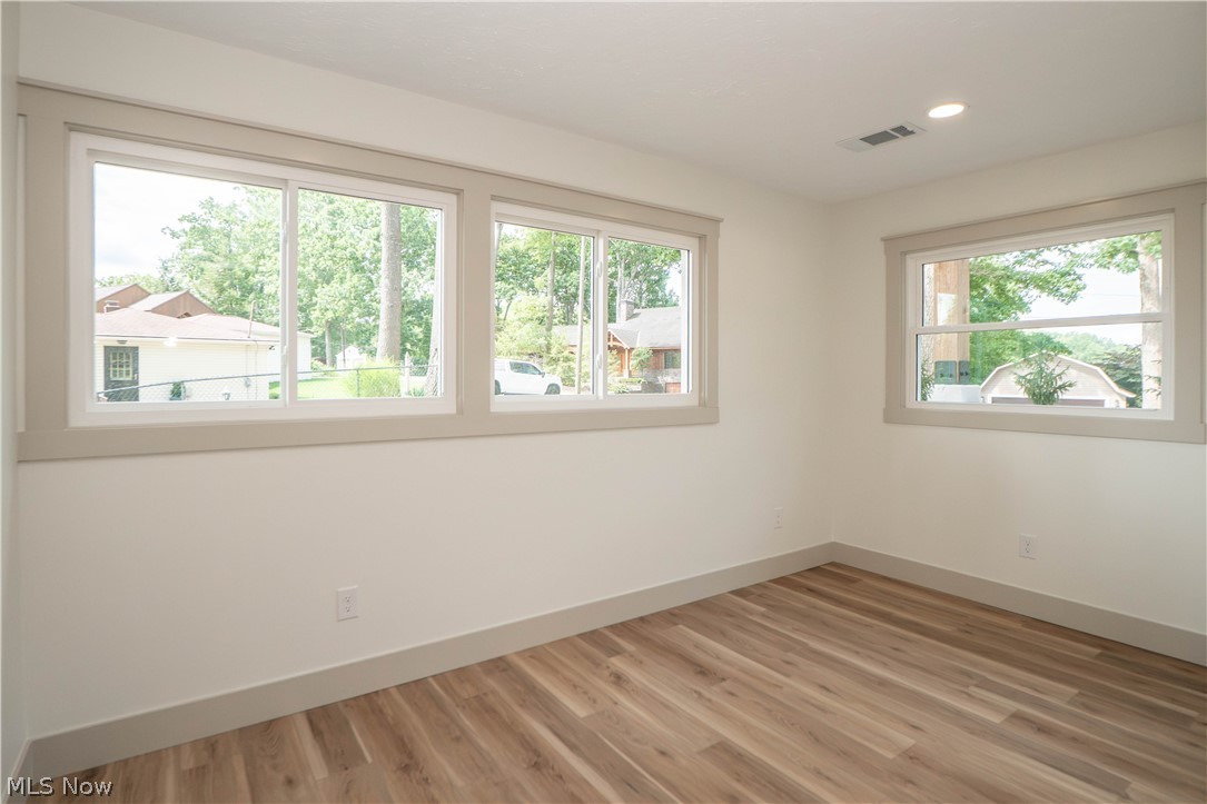 4567 Rex Lake Drive New Franklin OH 44319
