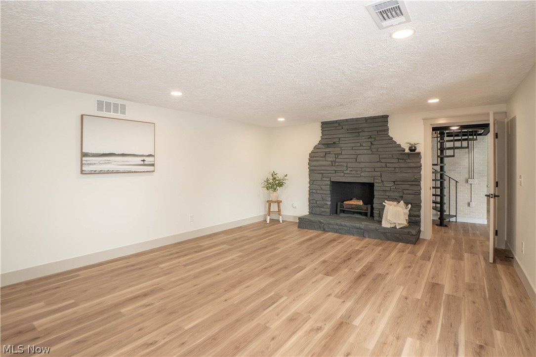 4567 Rex Lake Drive New Franklin OH 44319