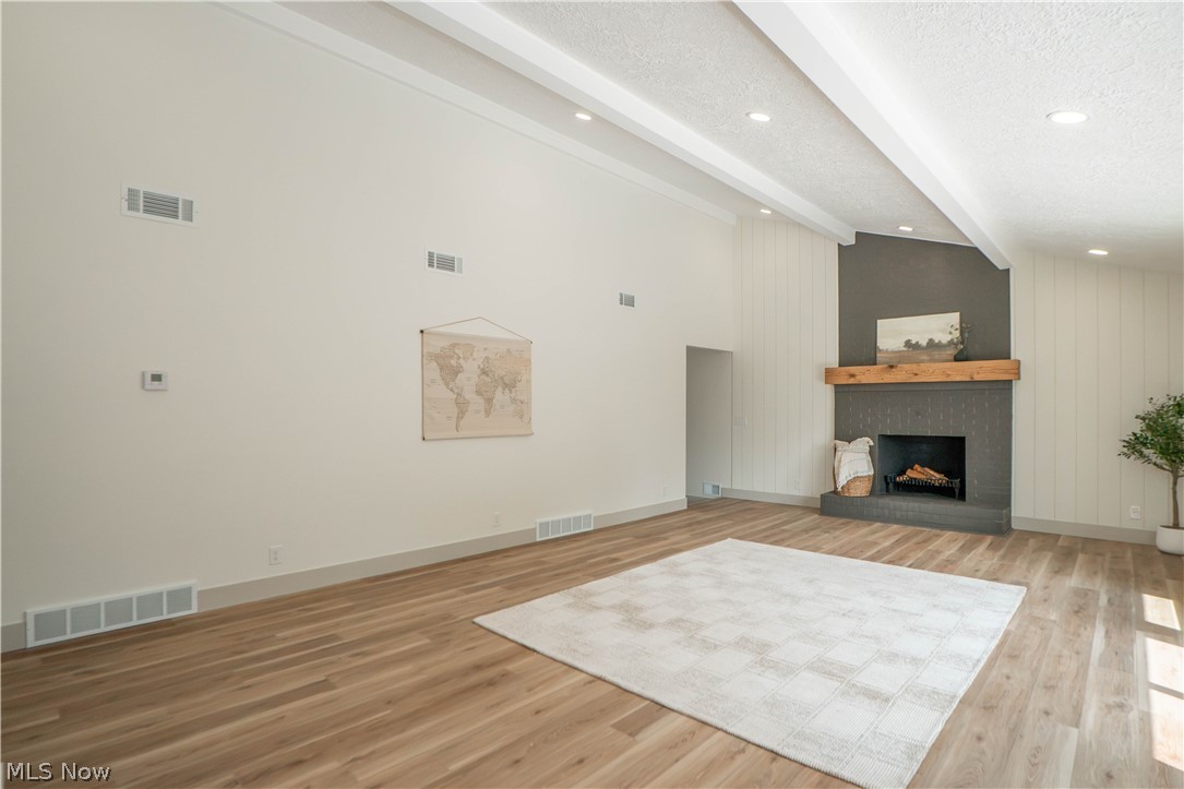 4567 Rex Lake Drive New Franklin OH 44319