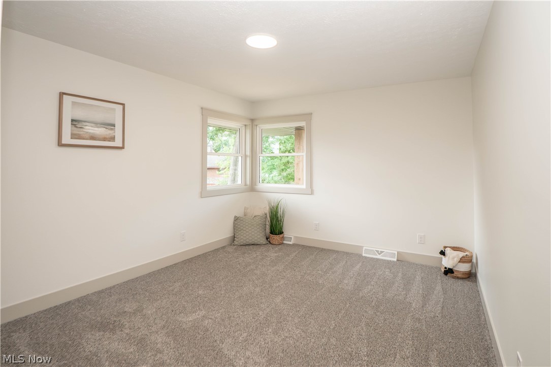4567 Rex Lake Drive New Franklin OH 44319