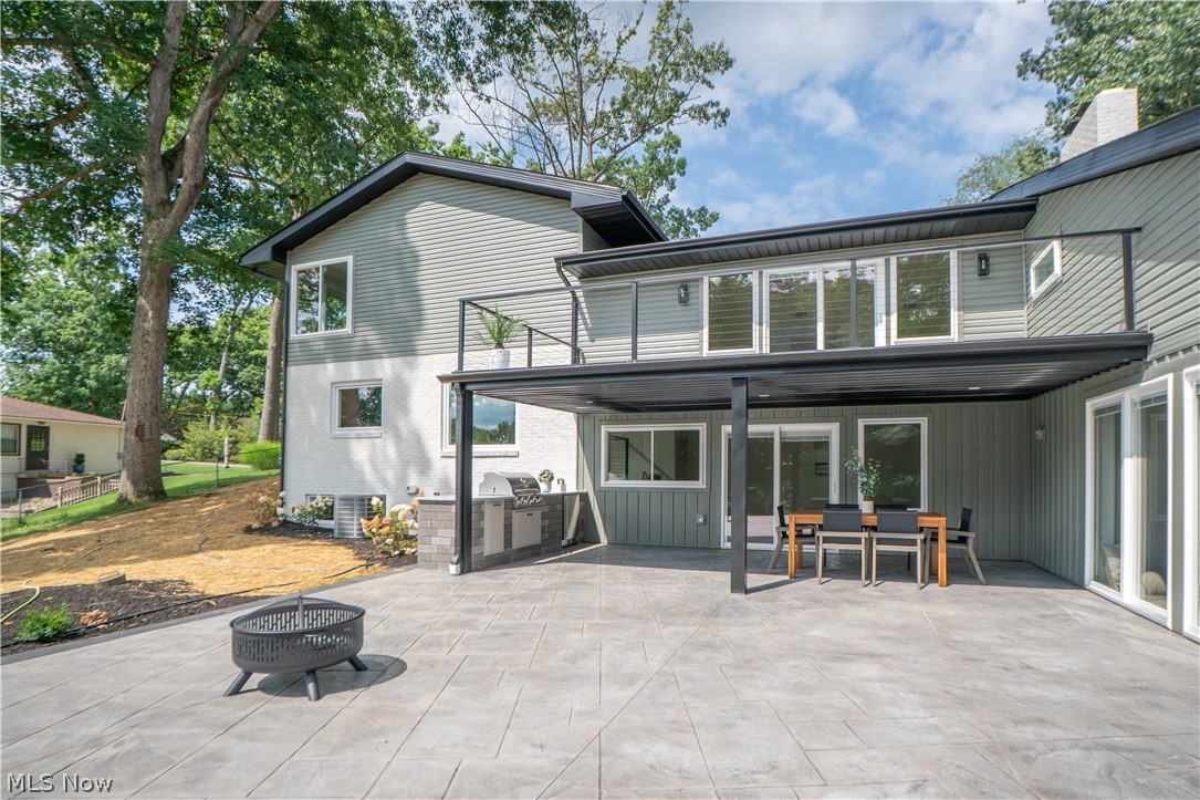 4567 Rex Lake Drive New Franklin OH 44319