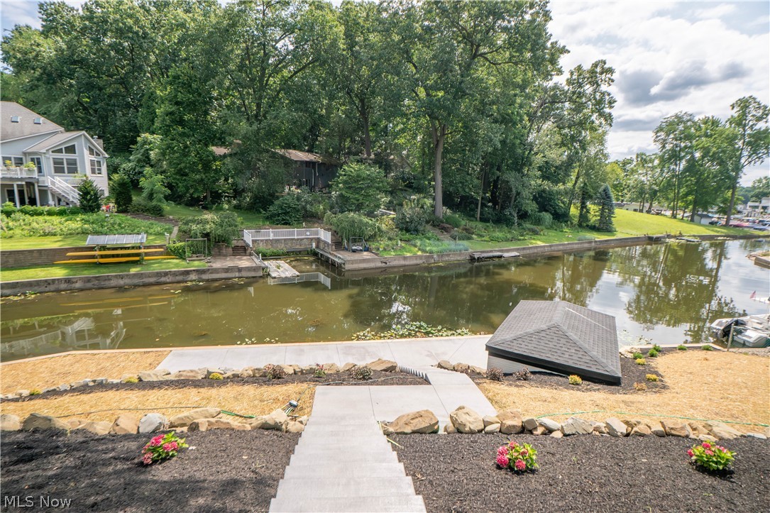 4567 Rex Lake Drive New Franklin OH 44319