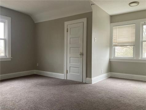 1499 Beardsley Street Akron OH 44301