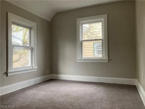 1499 Beardsley Street Akron OH 44301