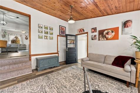 13790 Spring Street Burton OH 44021
