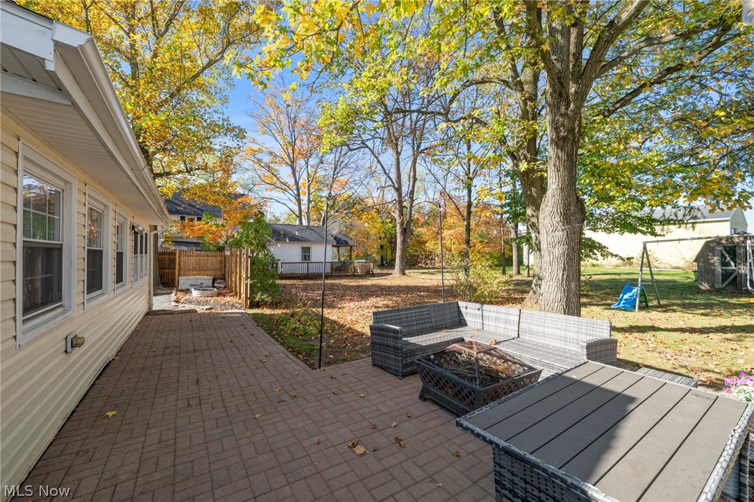 13790 Spring Street Burton OH 44021