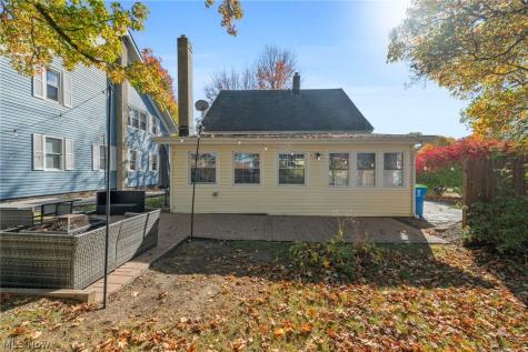 13790 Spring Street Burton OH 44021