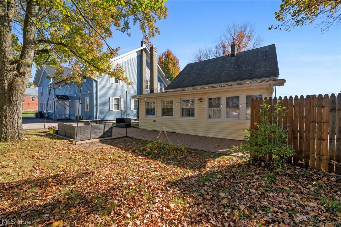 13790 Spring Street Burton OH 44021