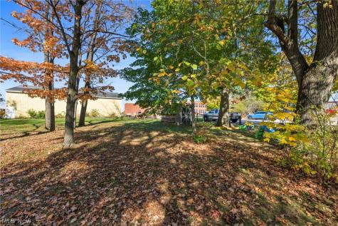 13790 Spring Street Burton OH 44021