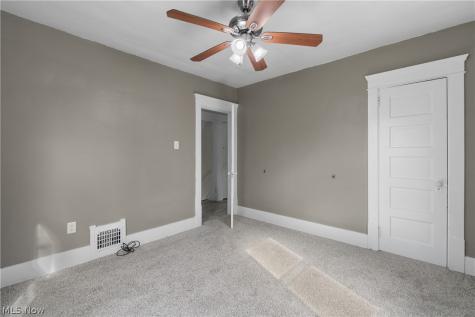 32 Penfield Avenue Akron OH 44310