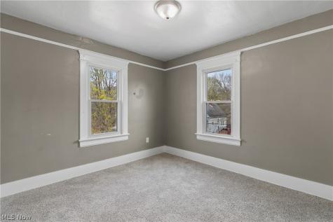 32 Penfield Avenue Akron OH 44310