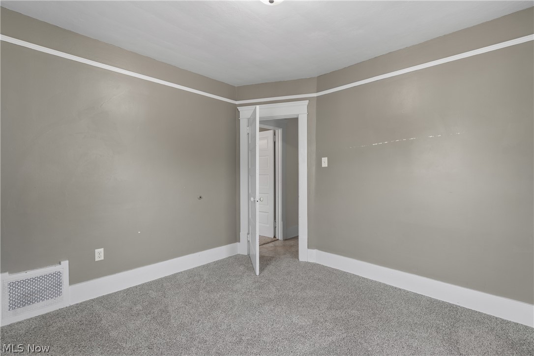 32 Penfield Avenue Akron OH 44310