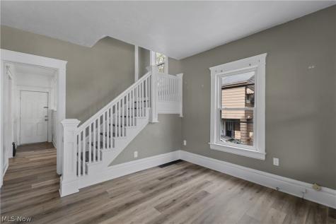 32 Penfield Avenue Akron OH 44310
