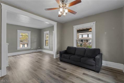 32 Penfield Avenue Akron OH 44310