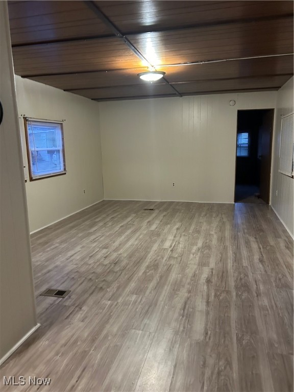 125 Lakeside Way Warren OH 44481