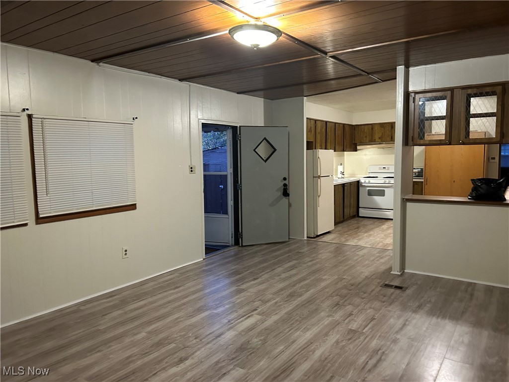 125 Lakeside Way Warren OH 44481