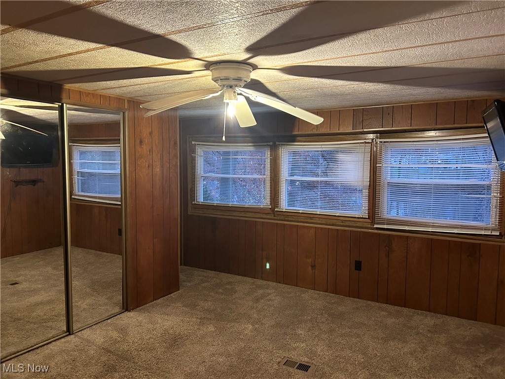 125 Lakeside Way Warren OH 44481