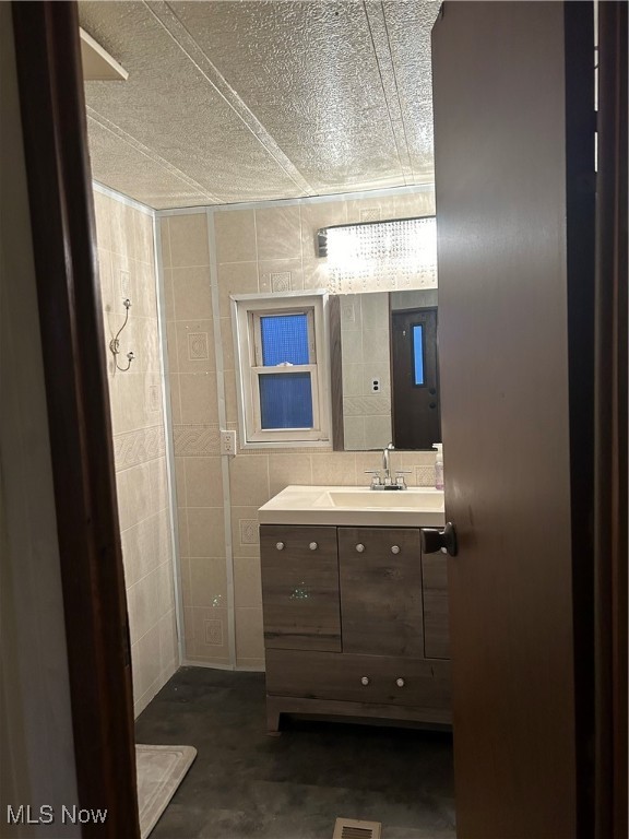 125 Lakeside Way Warren OH 44481