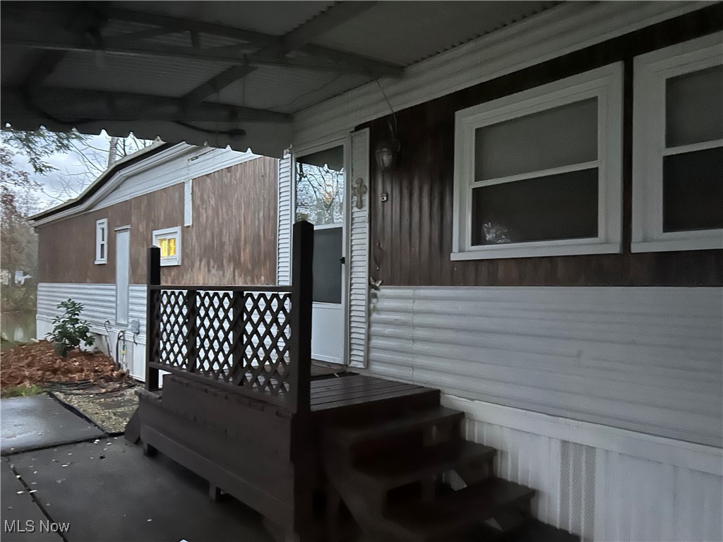 125 Lakeside Way Warren OH 44481