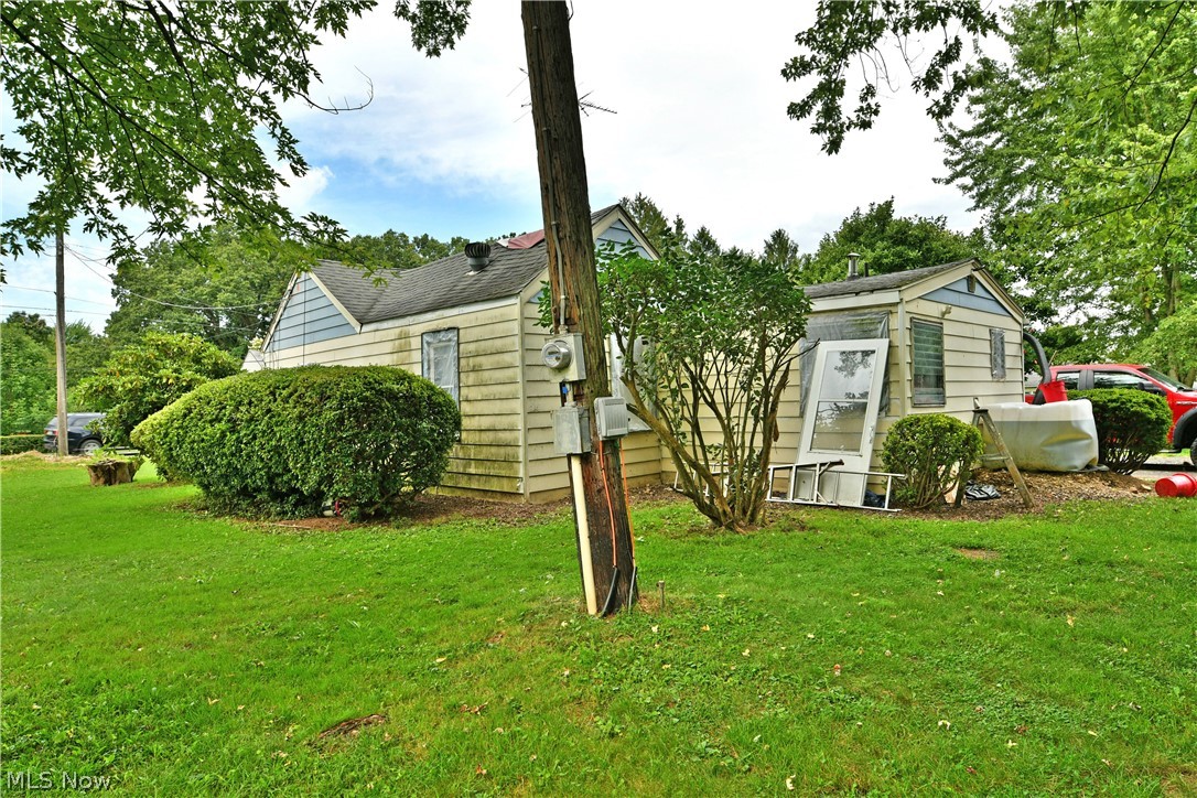 8114 W Lincoln Street NE Masury OH 44438