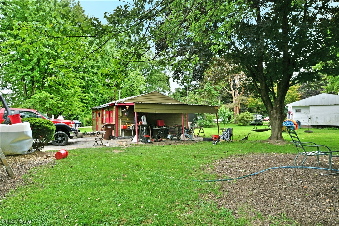 8114 W Lincoln Street NE Masury OH 44438