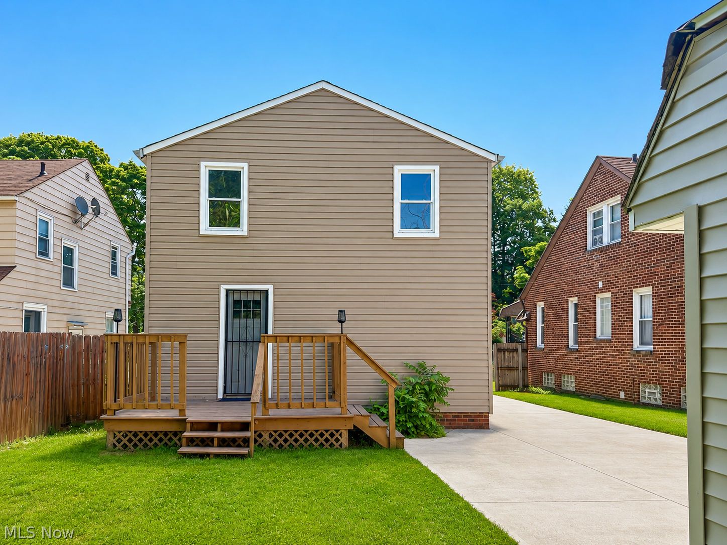 4172 Ridgeview Road Cleveland OH 44144