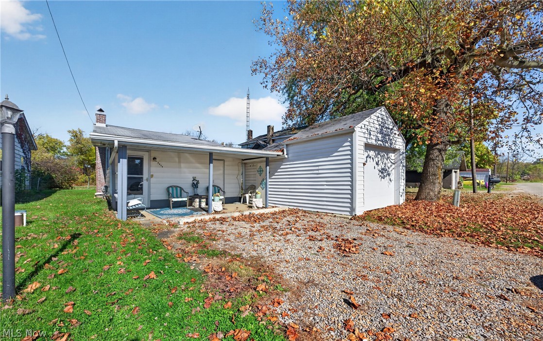2839 Riverside Park Road SE Uhrichsville OH 44683