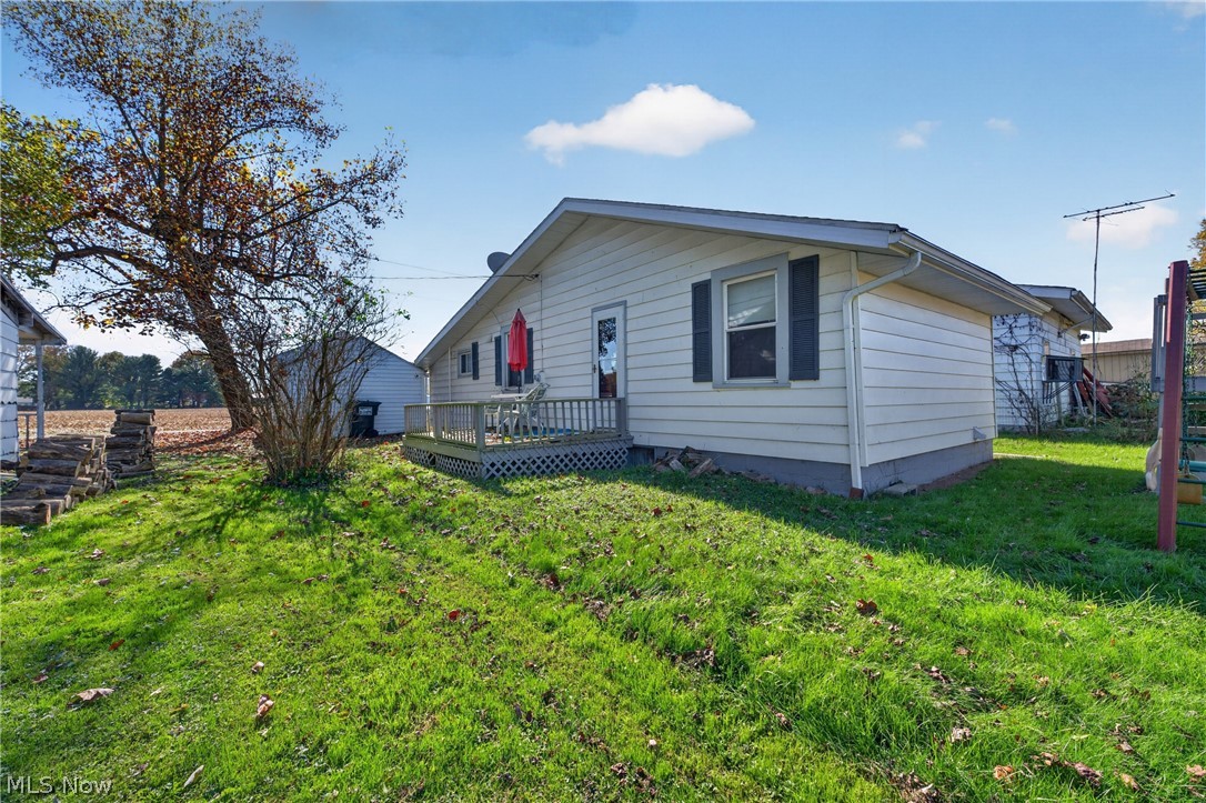 2839 Riverside Park Road SE Uhrichsville OH 44683