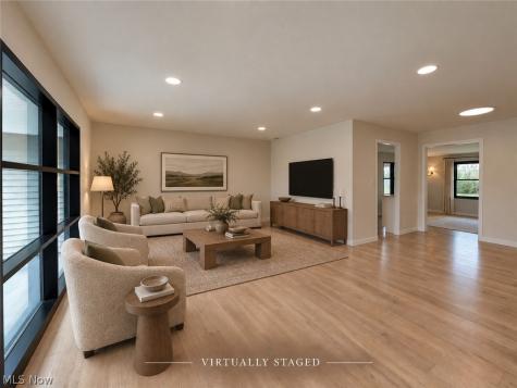 6351 Springwood Road Parma Heights OH 44130