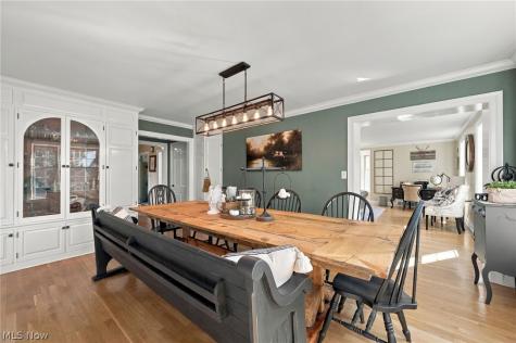 21351 Almar Shaker Heights OH 44122