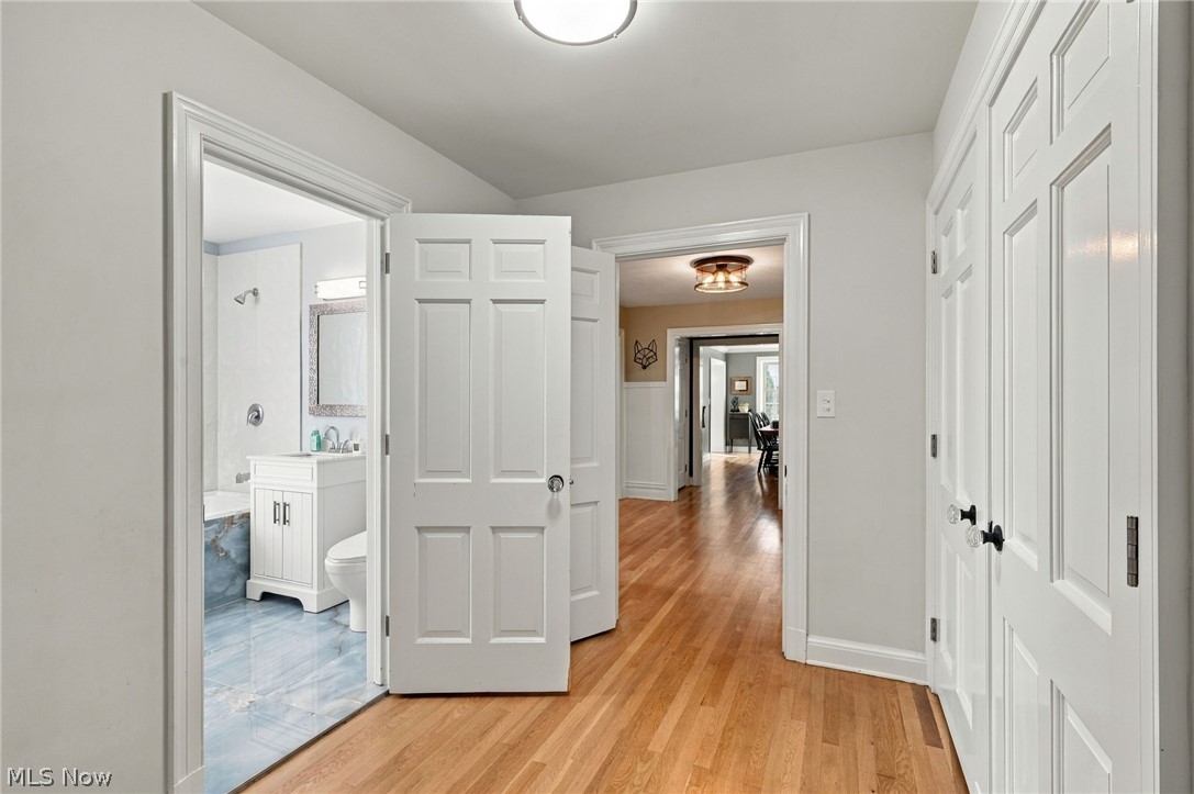 21351 Almar Shaker Heights OH 44122