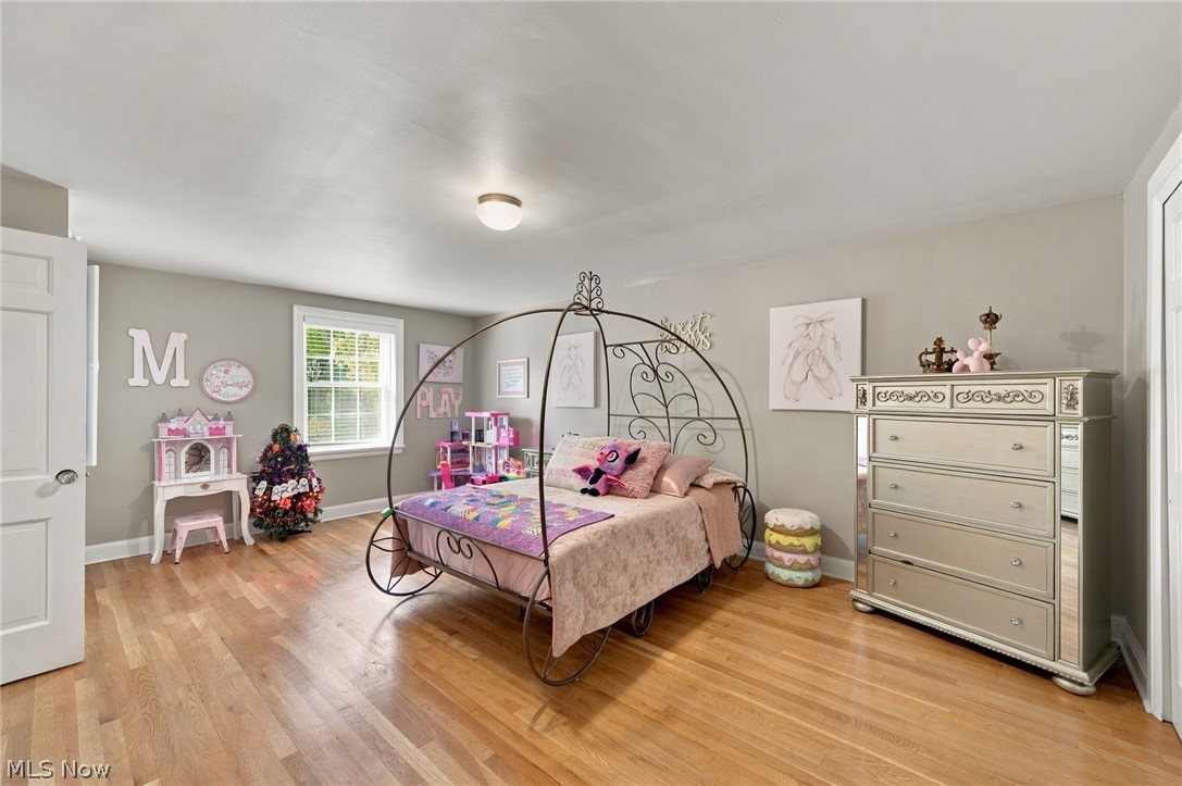 21351 Almar Shaker Heights OH 44122