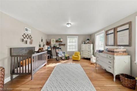 21351 Almar Shaker Heights OH 44122