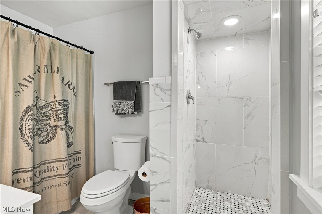 21351 Almar Shaker Heights OH 44122