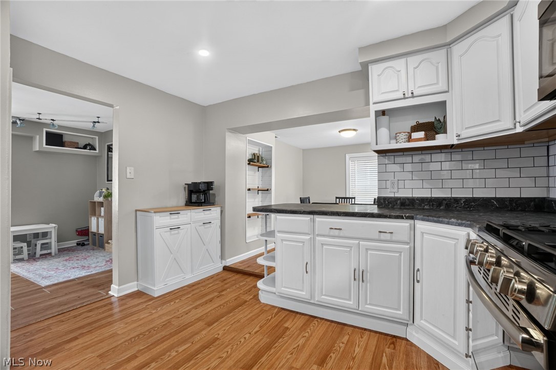 13772 Carlton Street Burton OH 44021