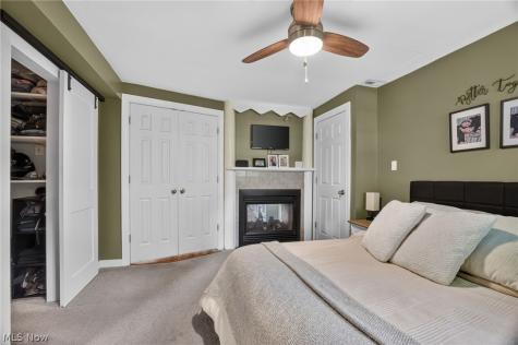 13772 Carlton Street Burton OH 44021