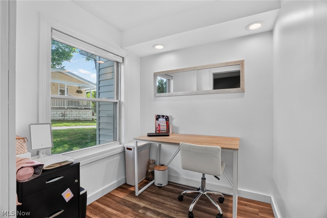 13772 Carlton Street Burton OH 44021