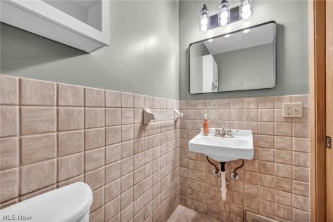 10910 Edgepark Drive Garfield Heights OH 44125