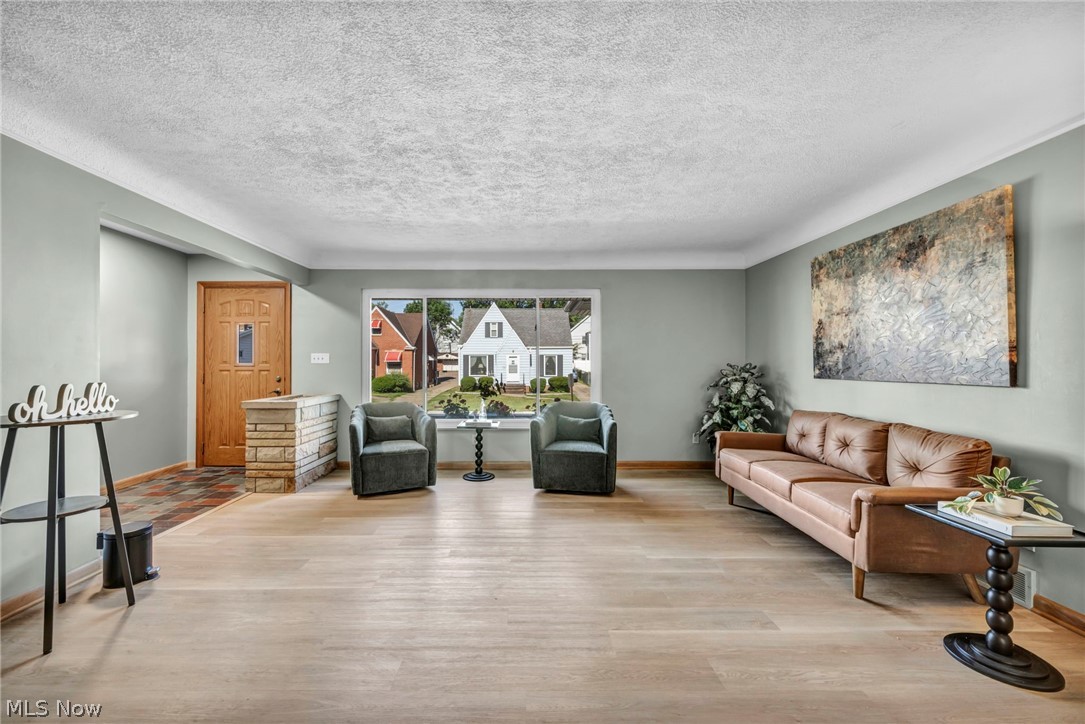 10910 Edgepark Drive Garfield Heights OH 44125