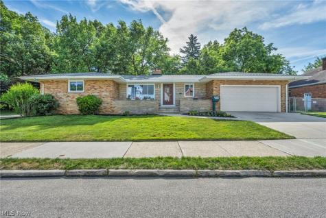 10910 Edgepark Drive Garfield Heights OH 44125