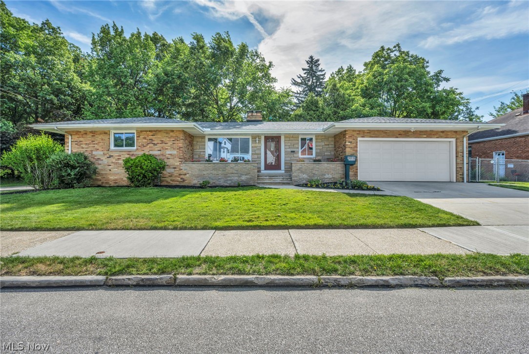 10910 Edgepark Drive Garfield Heights OH 44125
