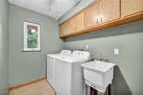 10910 Edgepark Drive Garfield Heights OH 44125
