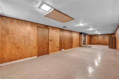 10910 Edgepark Drive Garfield Heights OH 44125