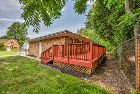 10910 Edgepark Drive Garfield Heights OH 44125