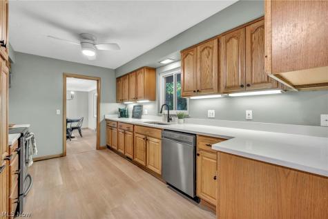 10910 Edgepark Drive Garfield Heights OH 44125
