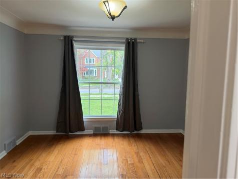 2304 Glendon Road University Heights OH 44118
