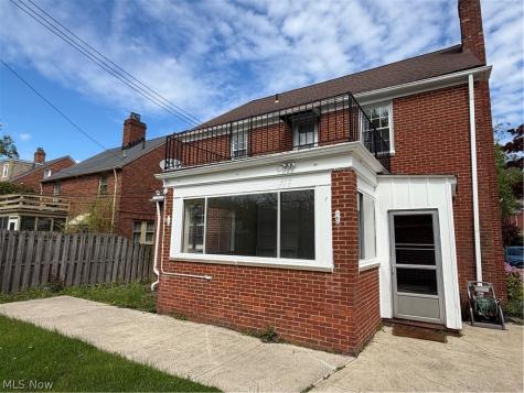 2304 Glendon Road University Heights OH 44118
