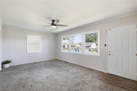 4316 Charleston Avenue Lorain OH 44055