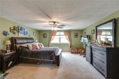 740 Thelma Drive Wadsworth OH 44281
